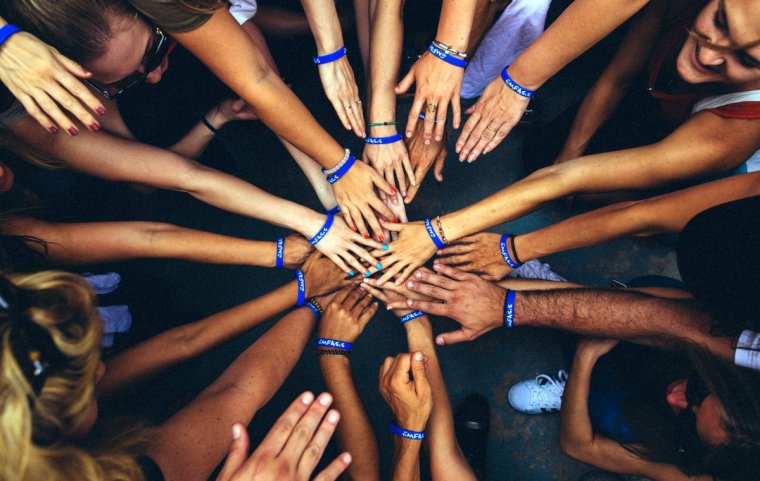 perry-grone-732606-unsplash-001