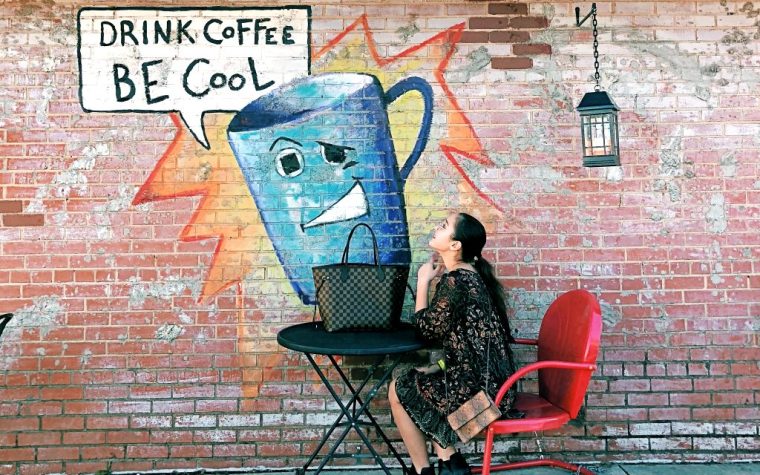 evelyn-semenyuk-zWH9pt--syE-unsplash