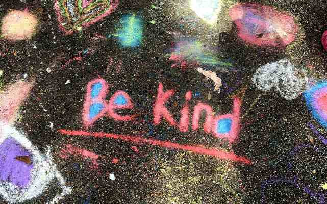 kindness-1197351_1920